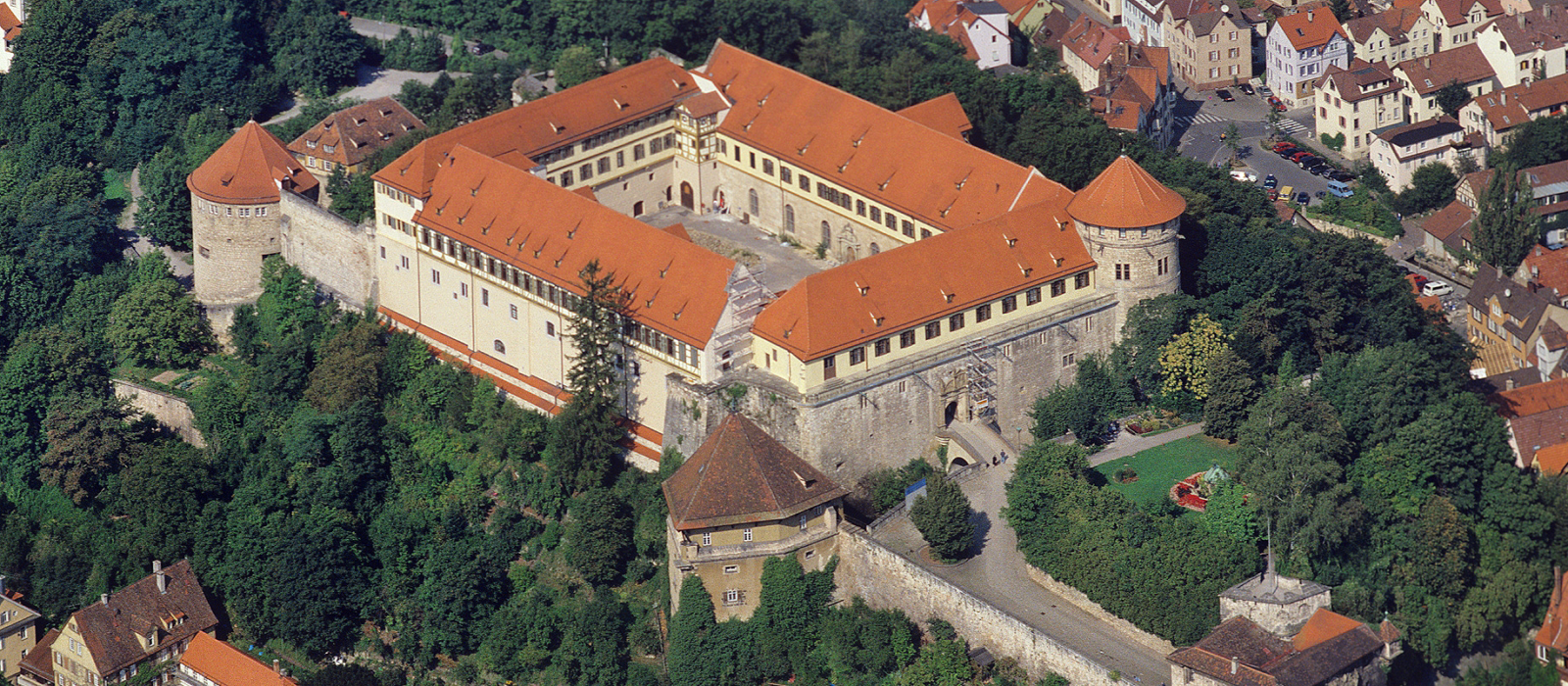 Museumsgebäude / Fassade / Hausansicht