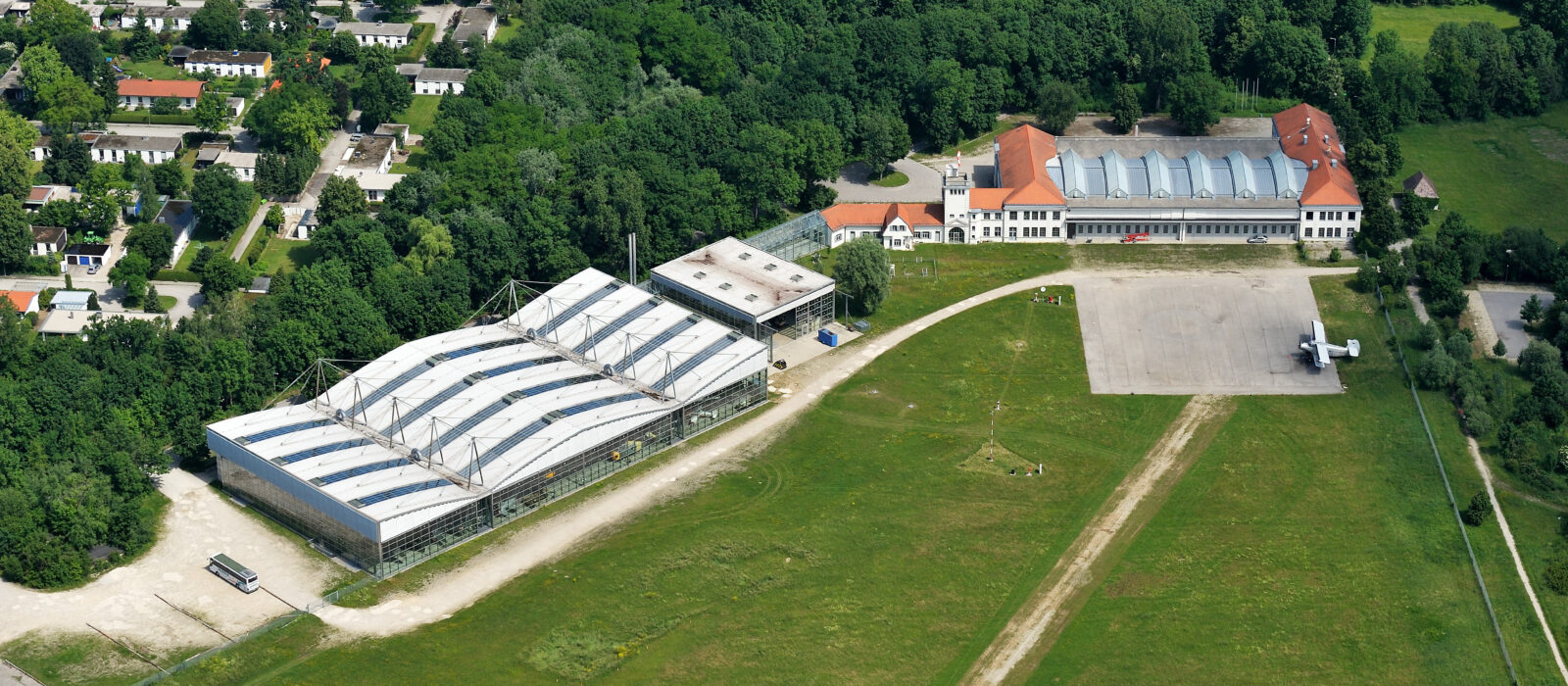 Museumsgebäude / Architektur / Fassade / Front